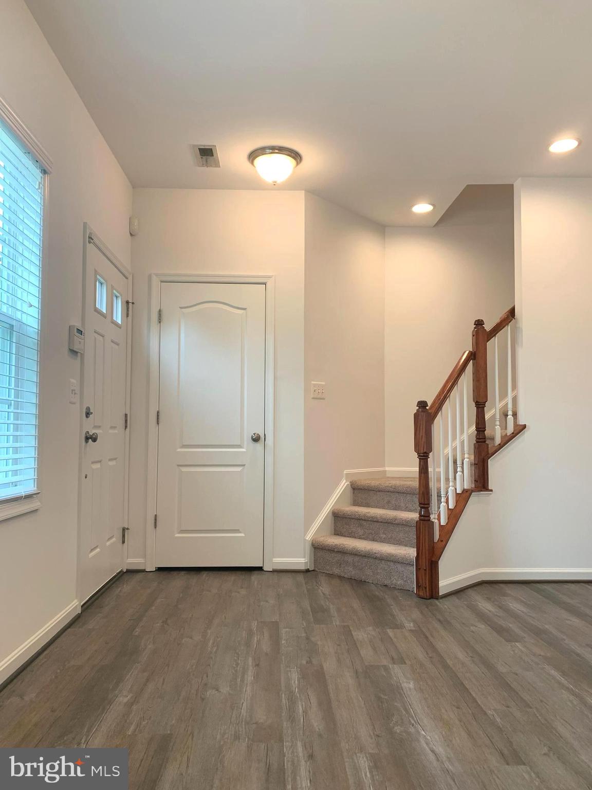 LADYSMITH VILLAGE - Residential Lease