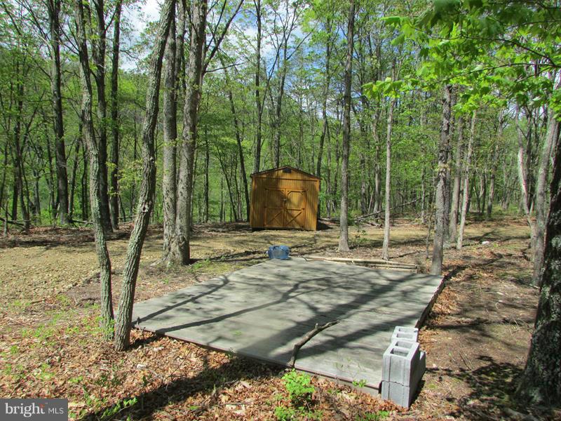 POTOMAC LANDING - Land