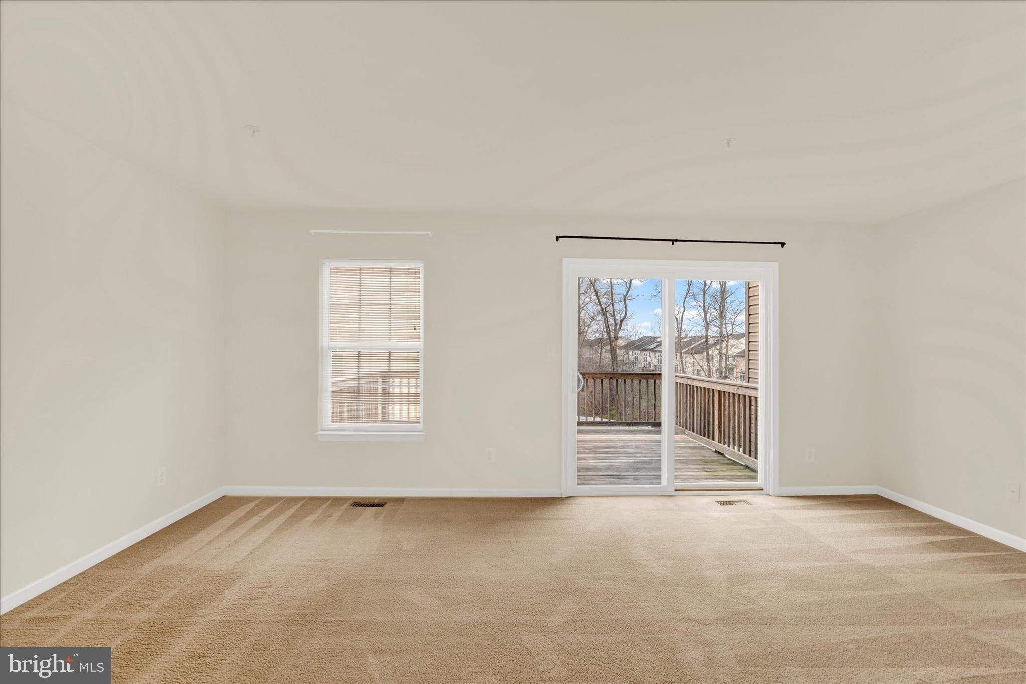 HOLLY WOODS - Residential Lease