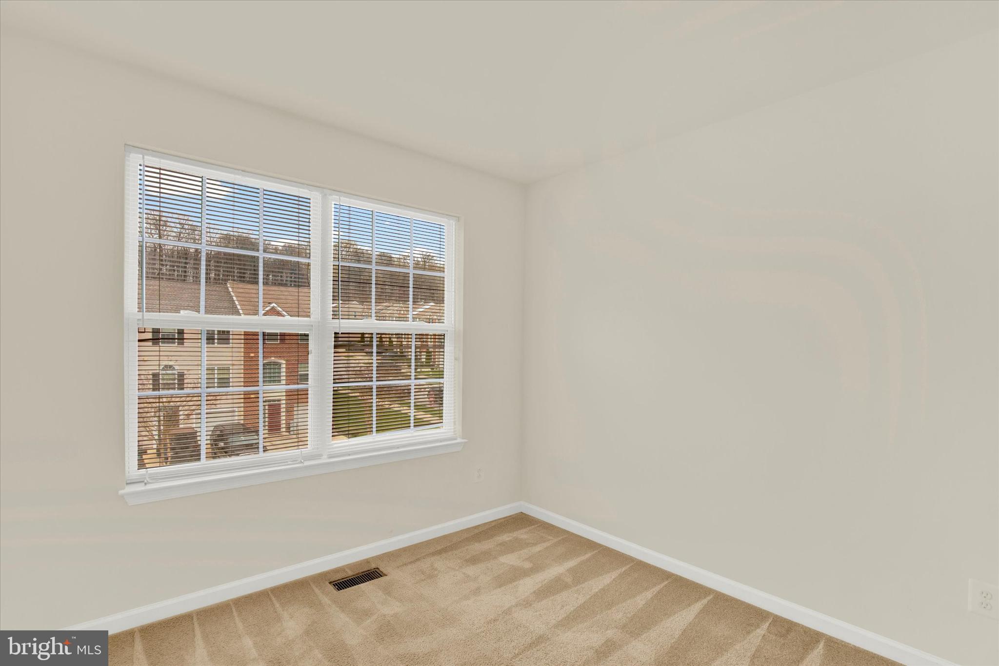 HOLLY WOODS - Residential Lease