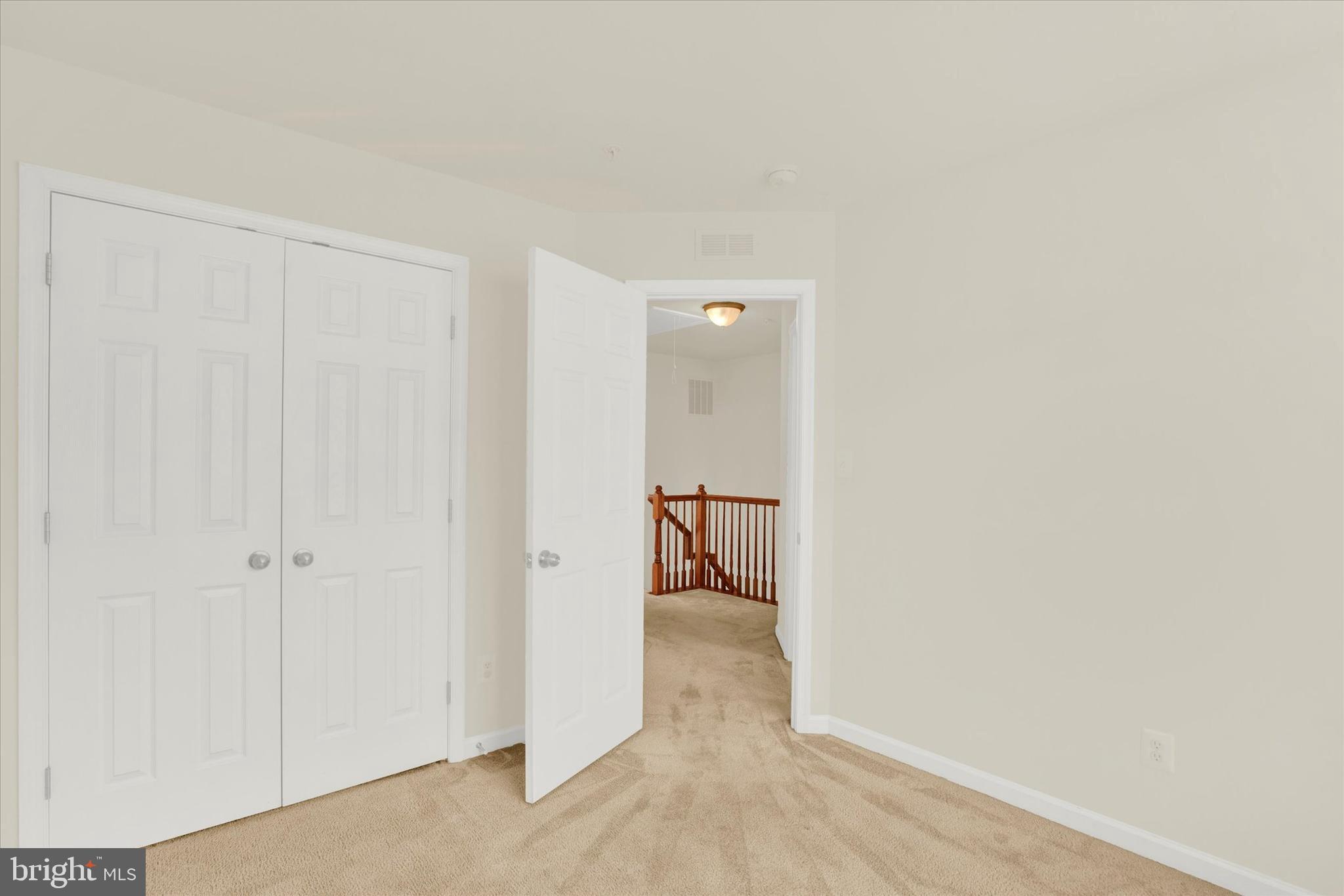 HOLLY WOODS - Residential Lease