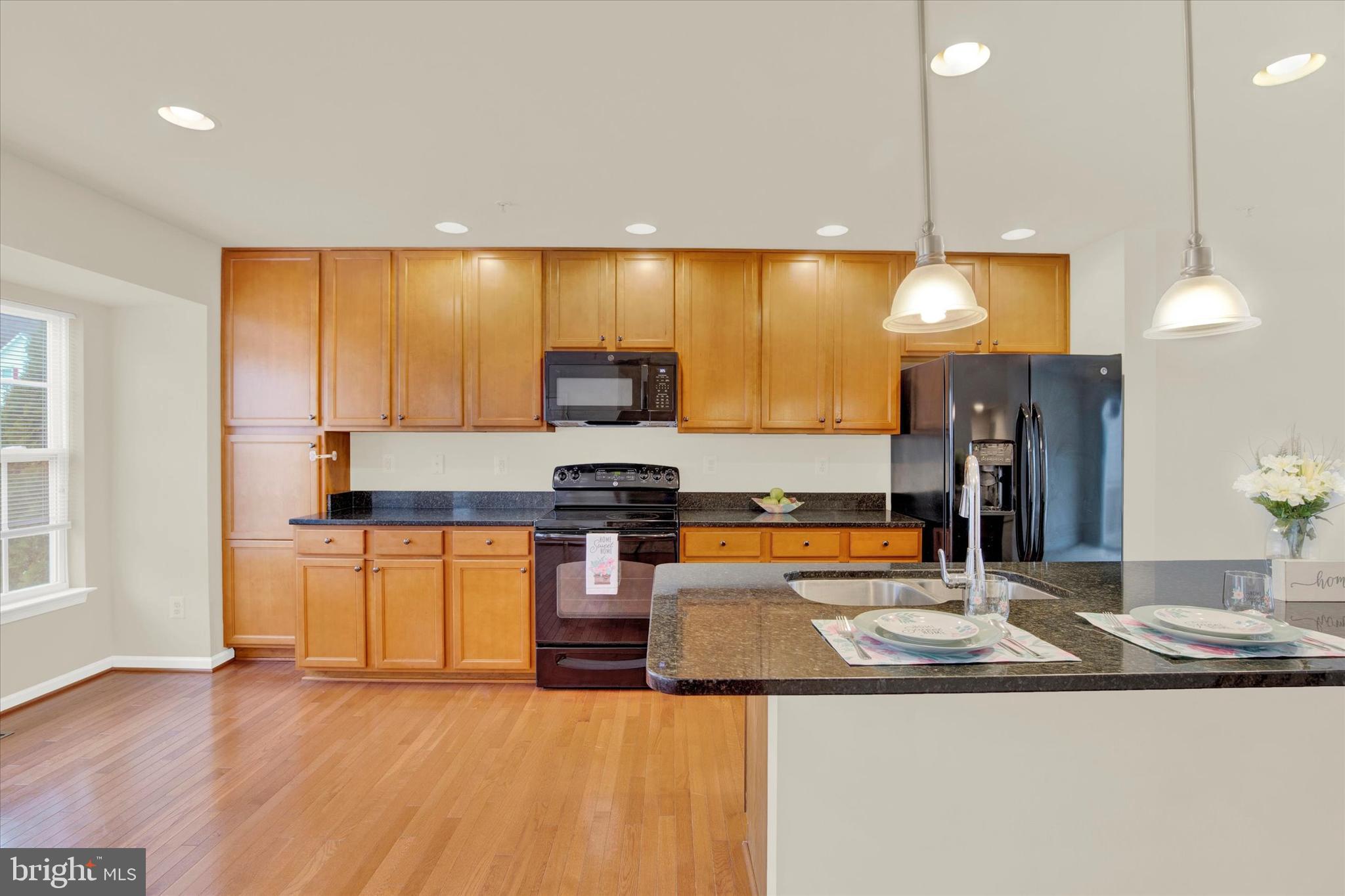 HOLLY WOODS - Residential Lease