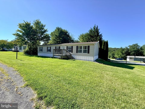 Mobile Home For Sale - 255 Angel Drive<br/> Schuylkill County, NEW RINGGOLD, PA 17960