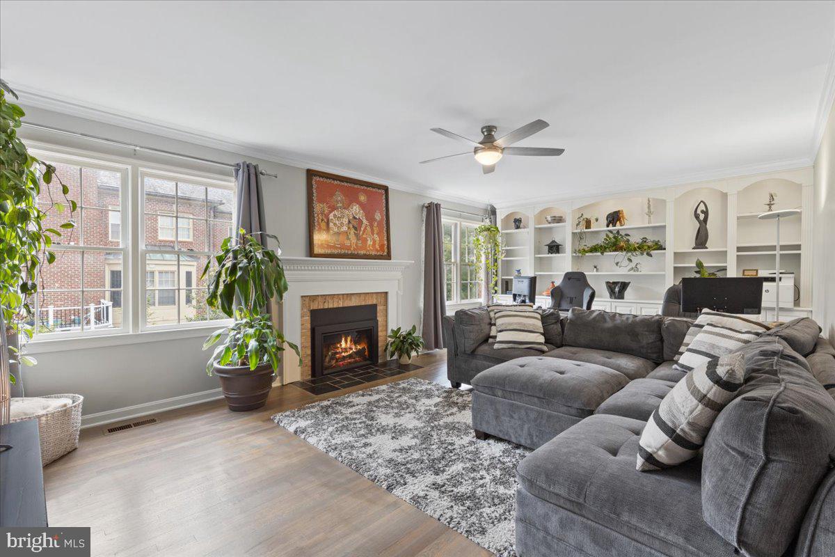 WESTMORELAND SQUARE - Residential