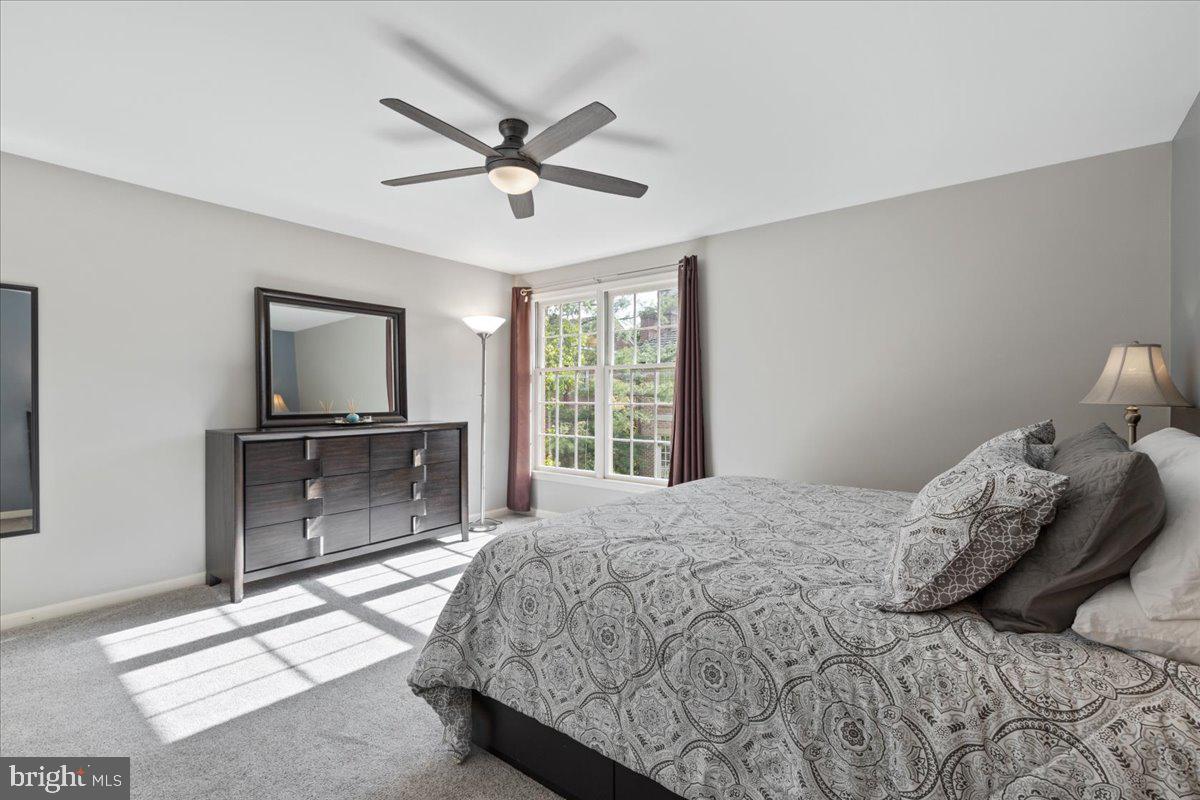 WESTMORELAND SQUARE - Residential