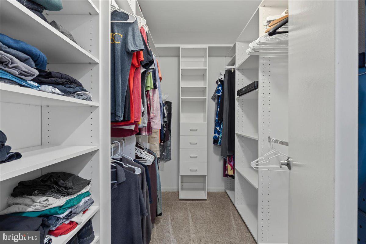 WESTMORELAND SQUARE - Residential