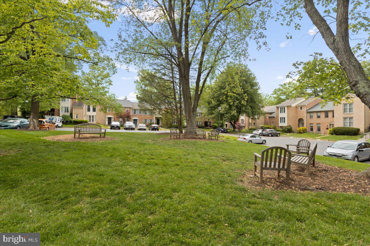 WESTMORELAND SQUARE - Residential