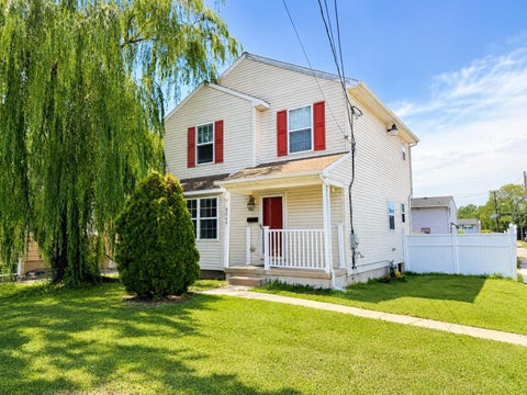 Homes For Sale - 8269 River Rd<br/> PENNSAUKEN, NJ 08110