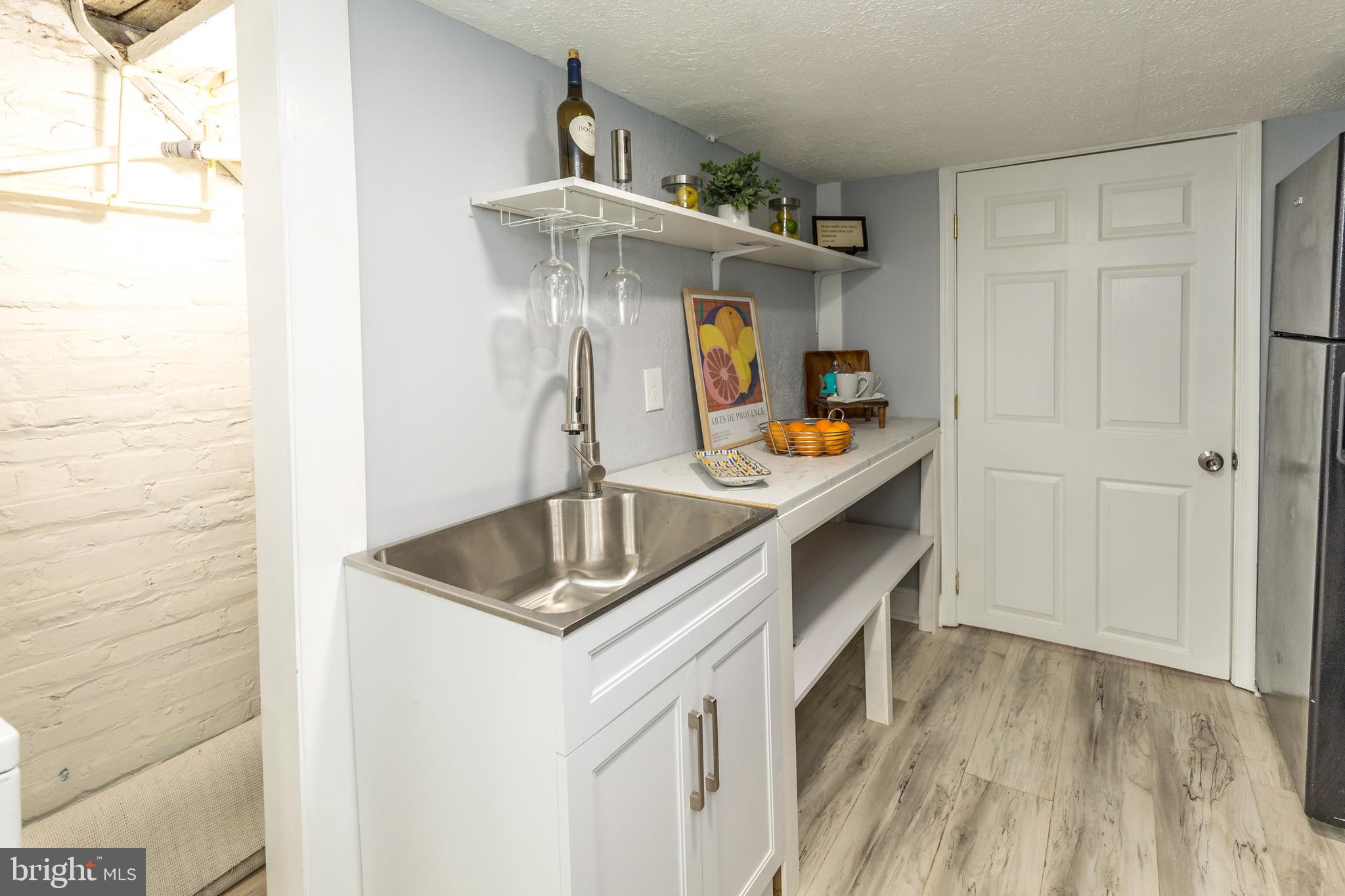 BALTIMORE HIGHLANDS - Residential