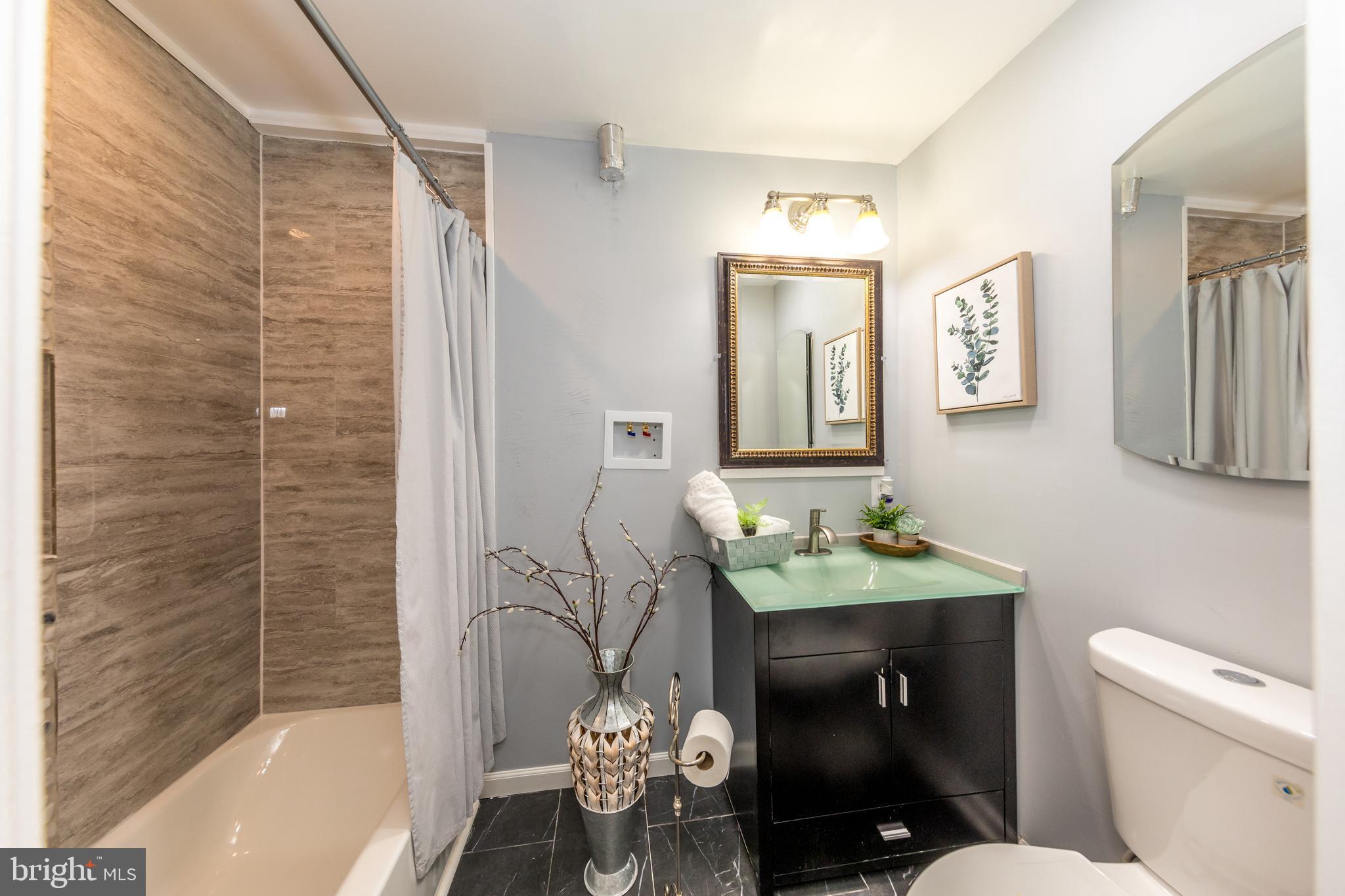 BALTIMORE HIGHLANDS - Residential