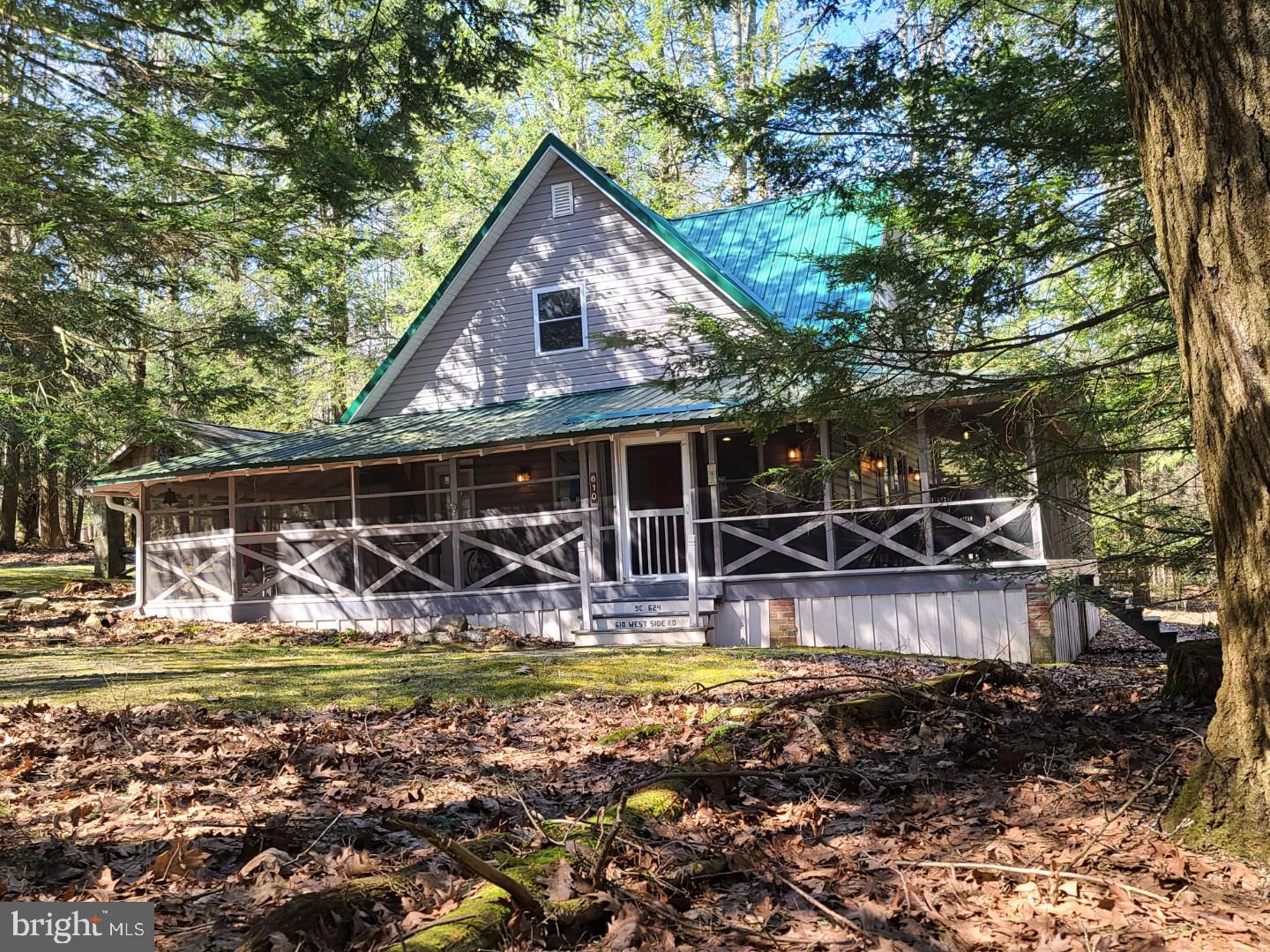 BLACK MOSHANNON - Residential