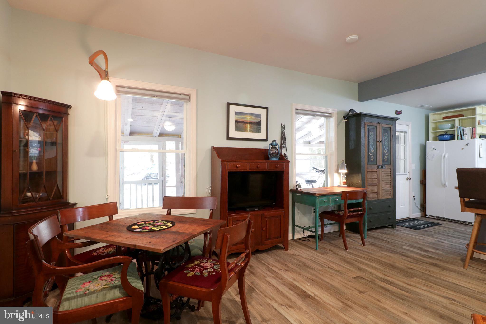 BLACK MOSHANNON - Residential