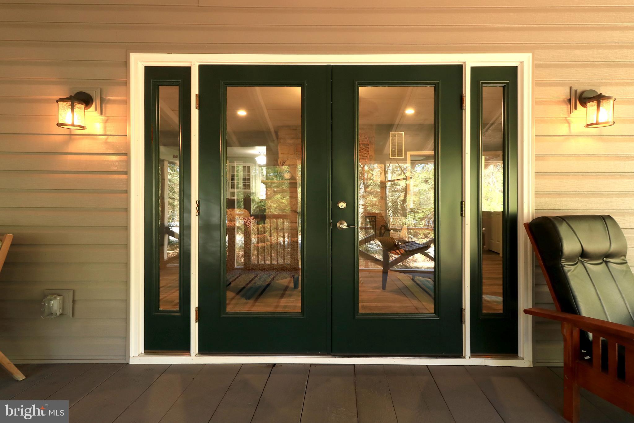 BLACK MOSHANNON - Residential