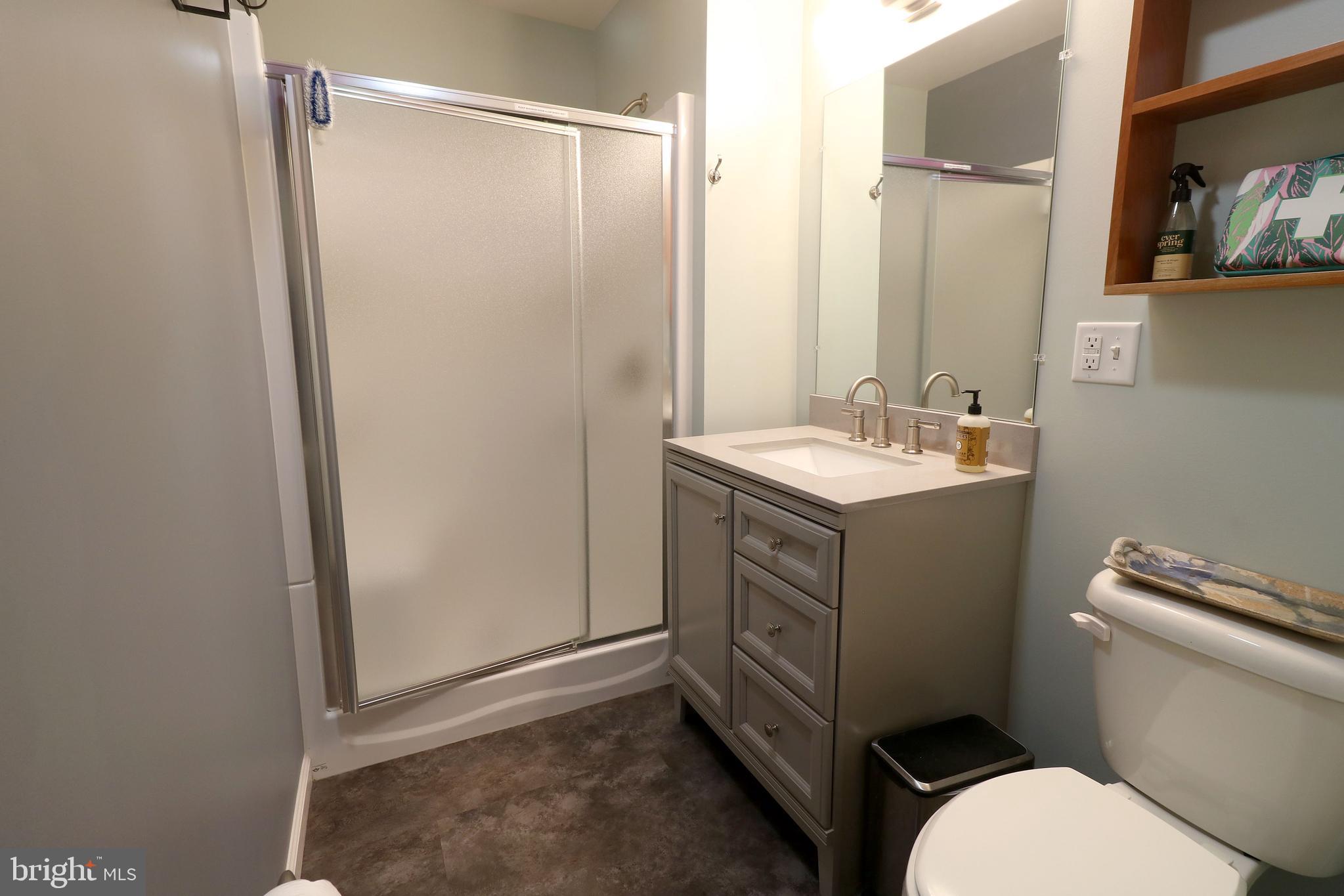 BLACK MOSHANNON - Residential