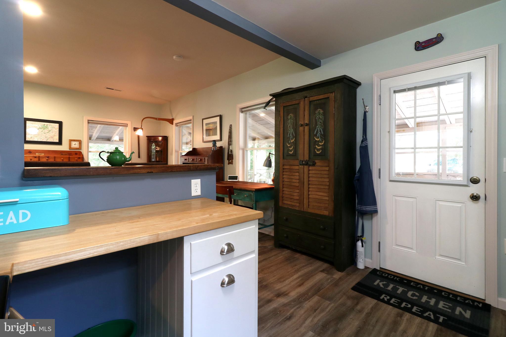 BLACK MOSHANNON - Residential