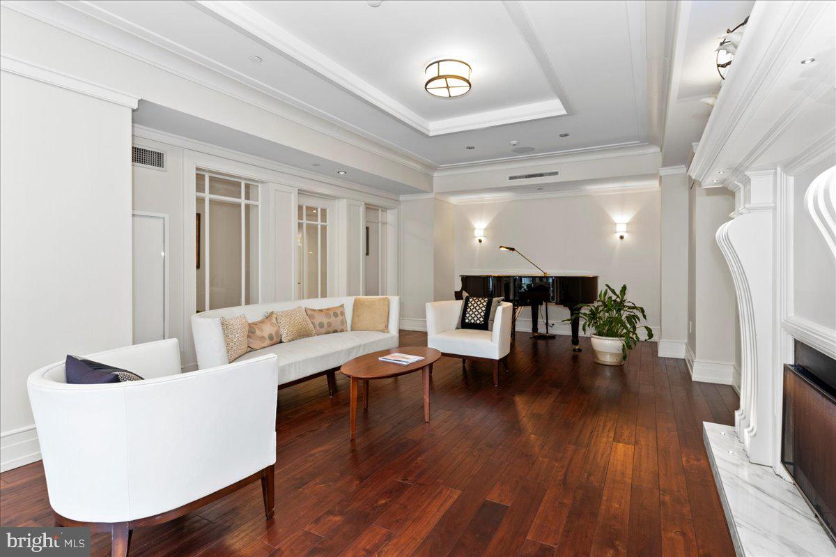 RITTENHOUSE SQUARE - Residential