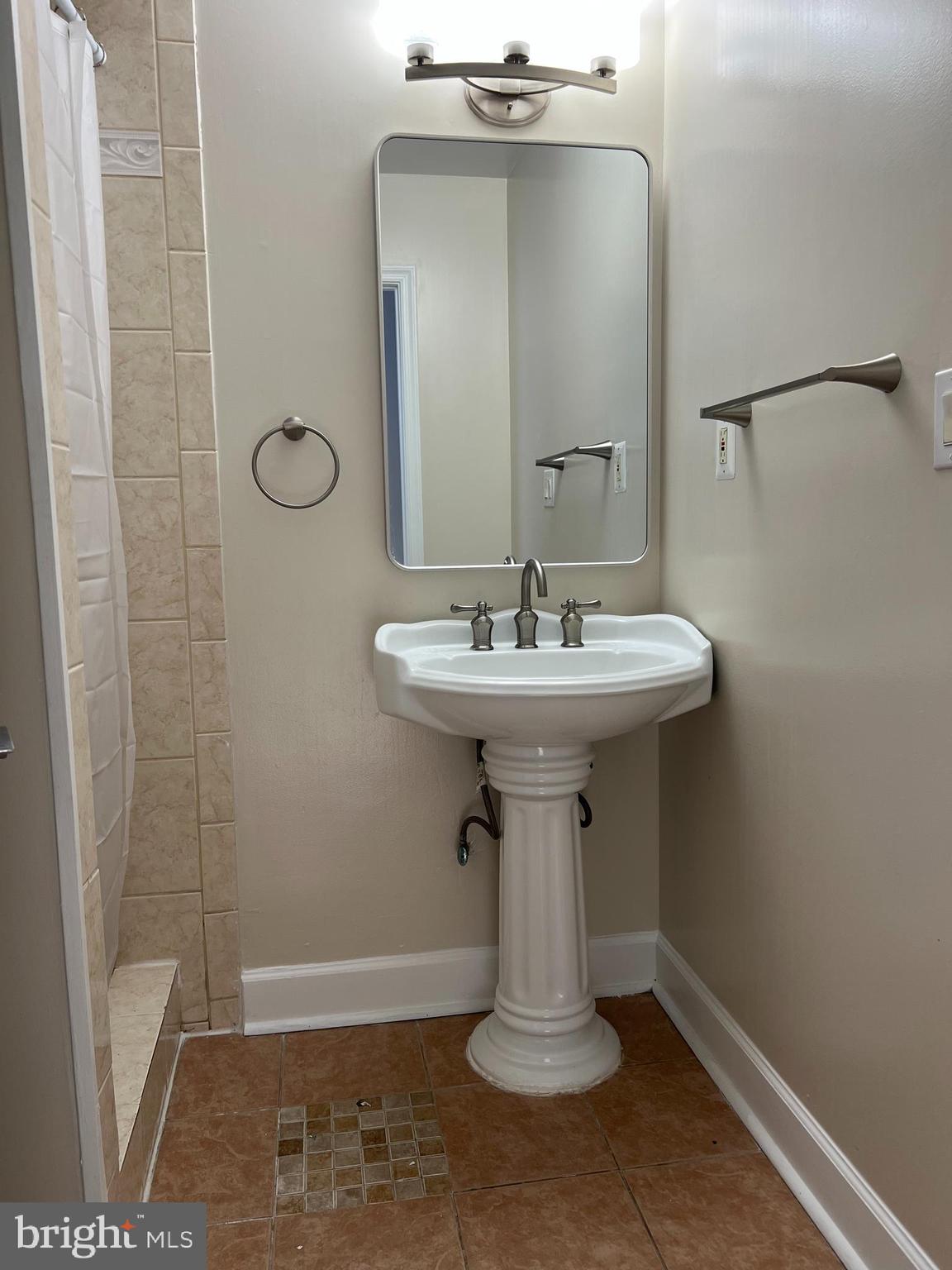 FAIRFIELD - Residential Lease