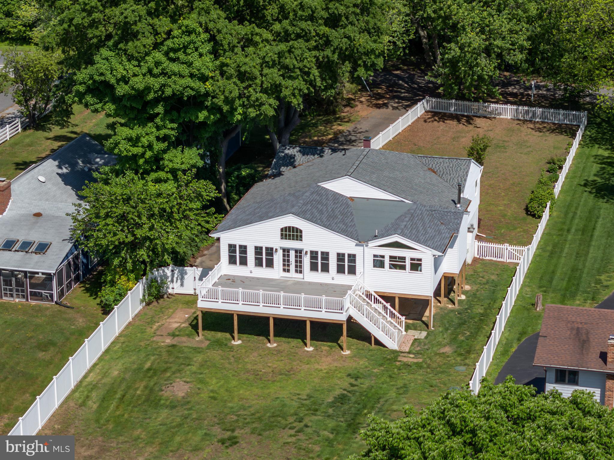 TOWER GARDENS - Residential