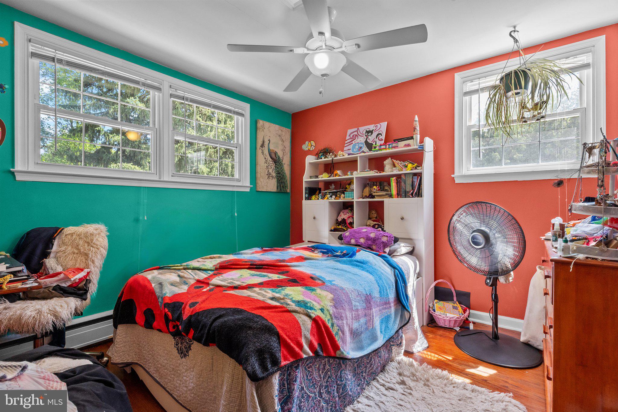 DELAVUE MANOR - Residential