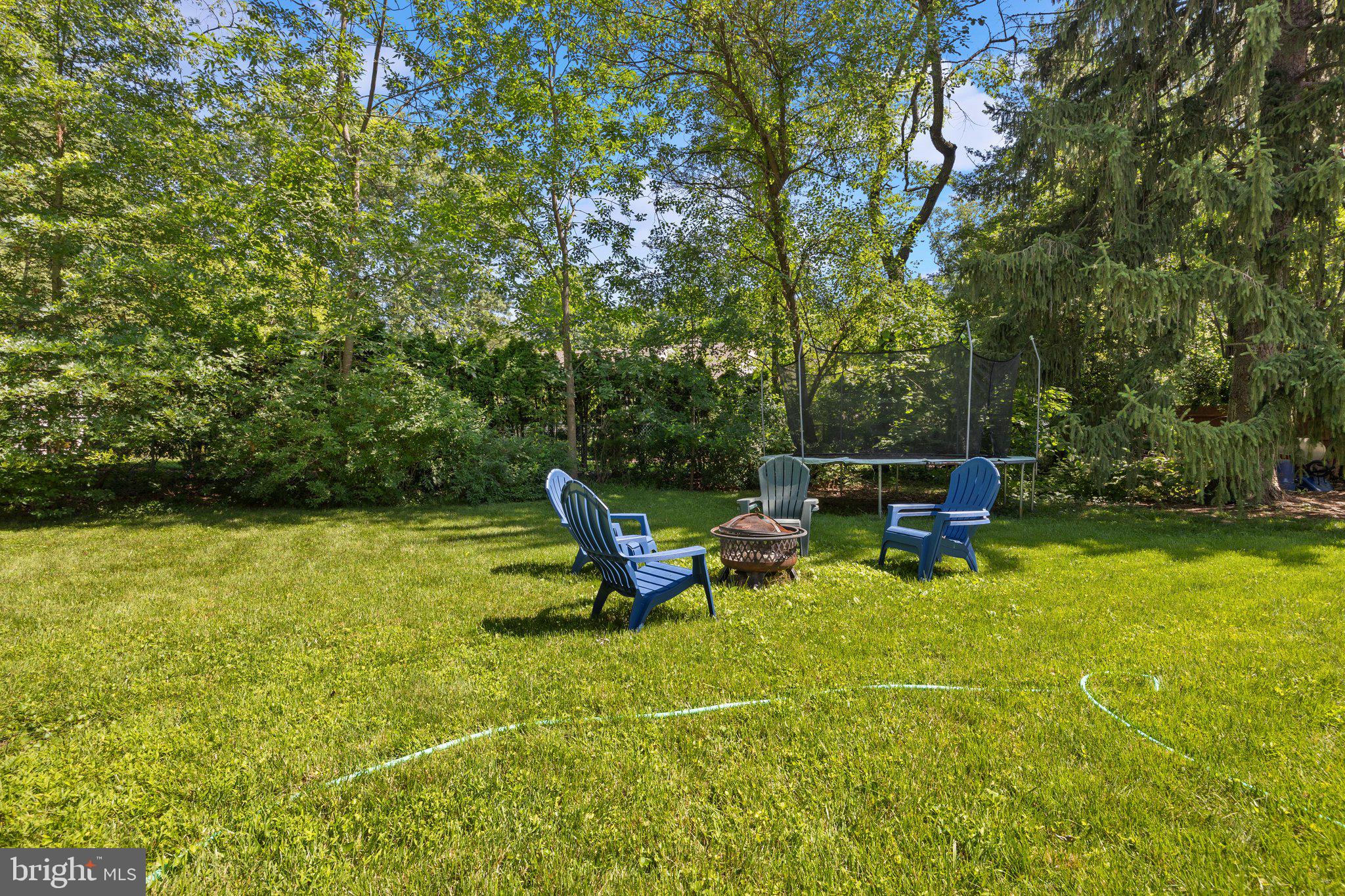 DELAVUE MANOR - Residential