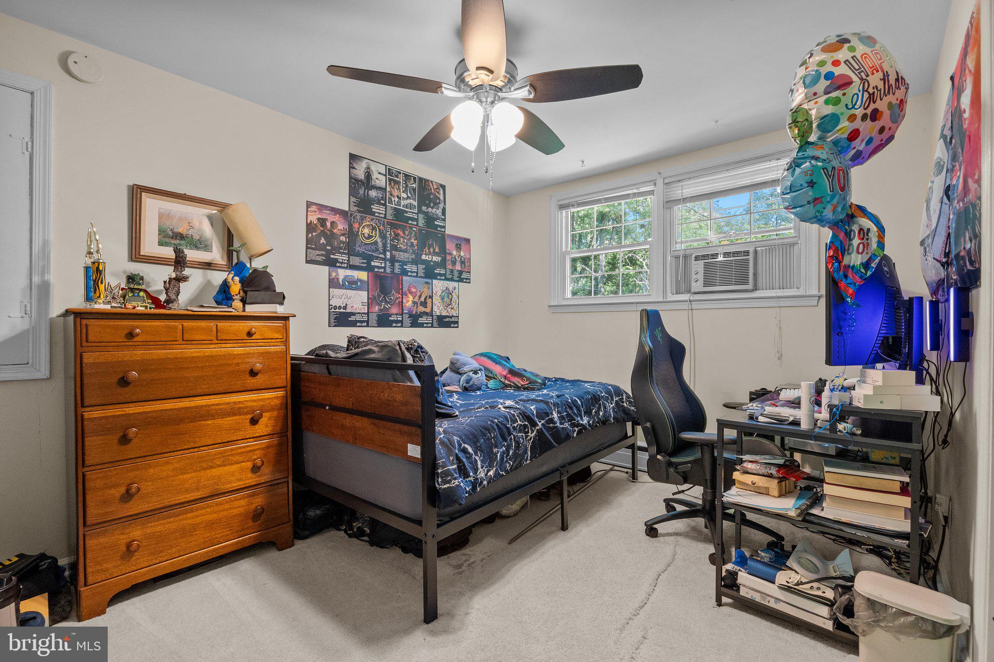 DELAVUE MANOR - Residential