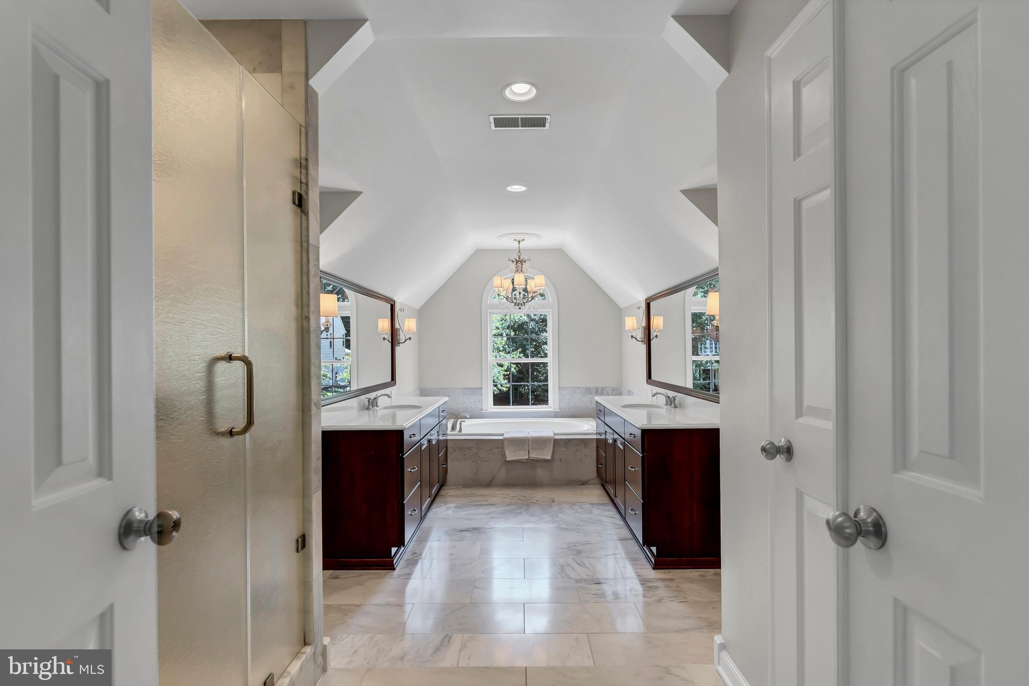 BALMORAL GREENS - Residential