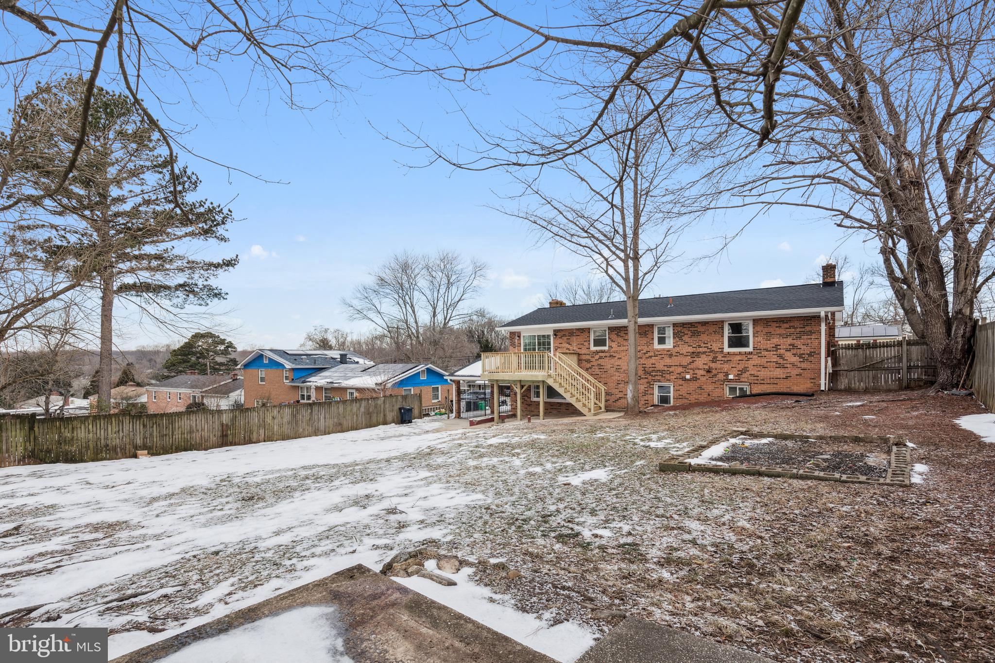 CRESTVIEW MANOR - Residential