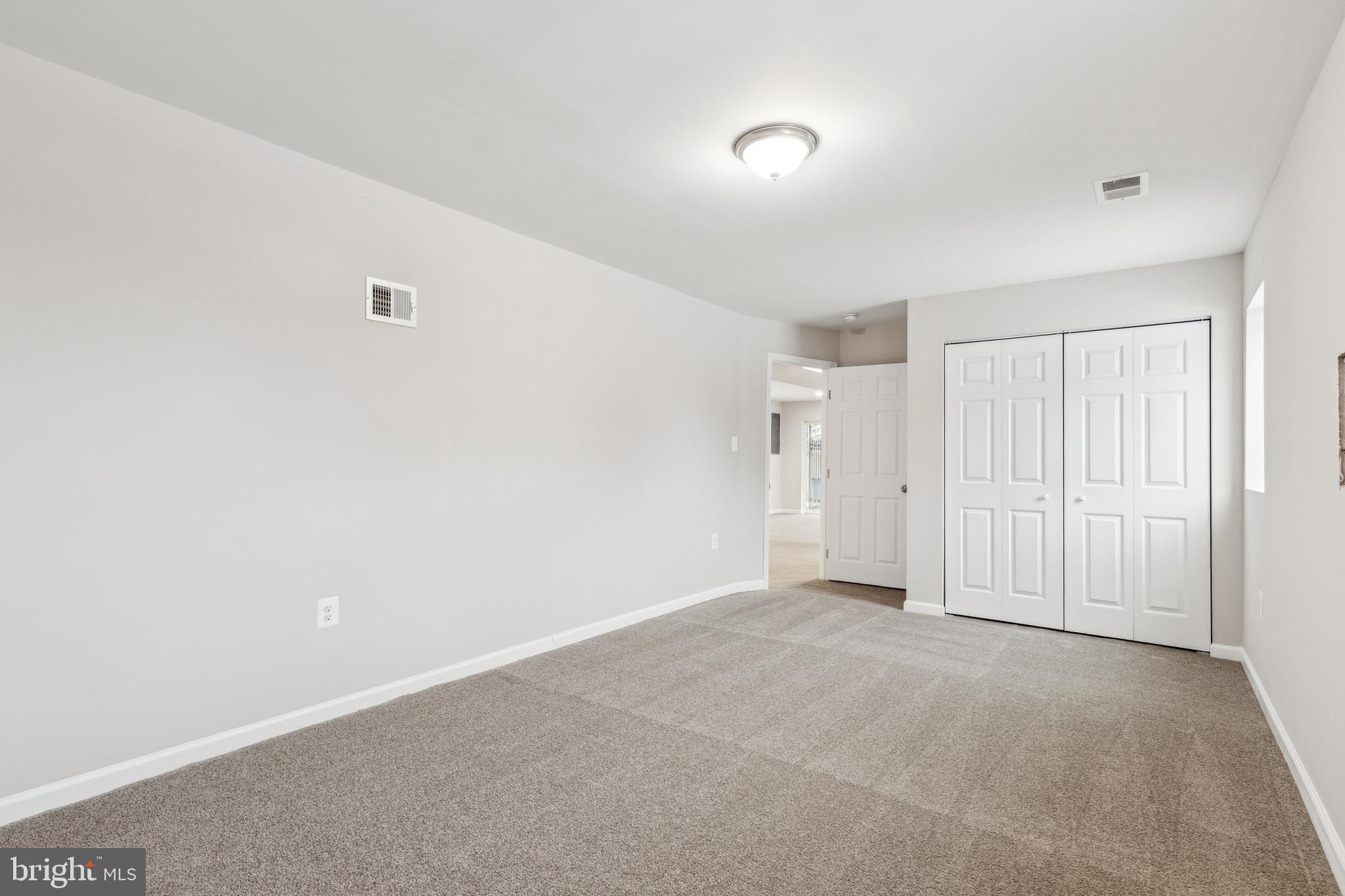 CRESTVIEW MANOR - Residential