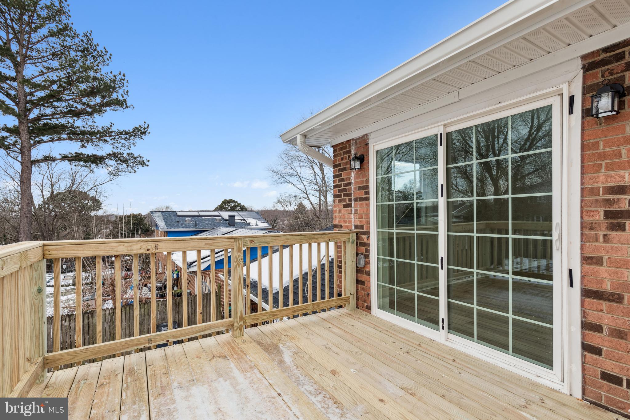 CRESTVIEW MANOR - Residential