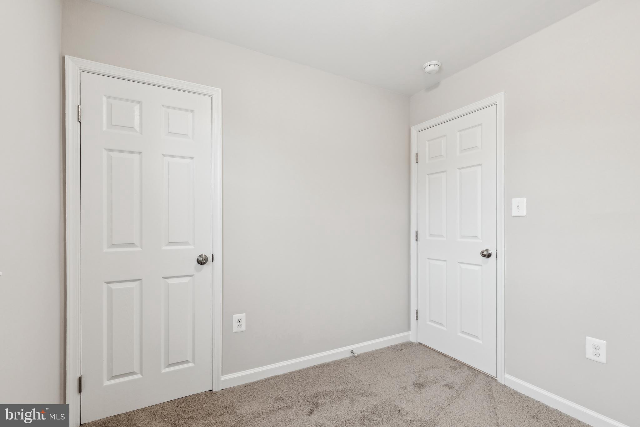 CRESTVIEW MANOR - Residential