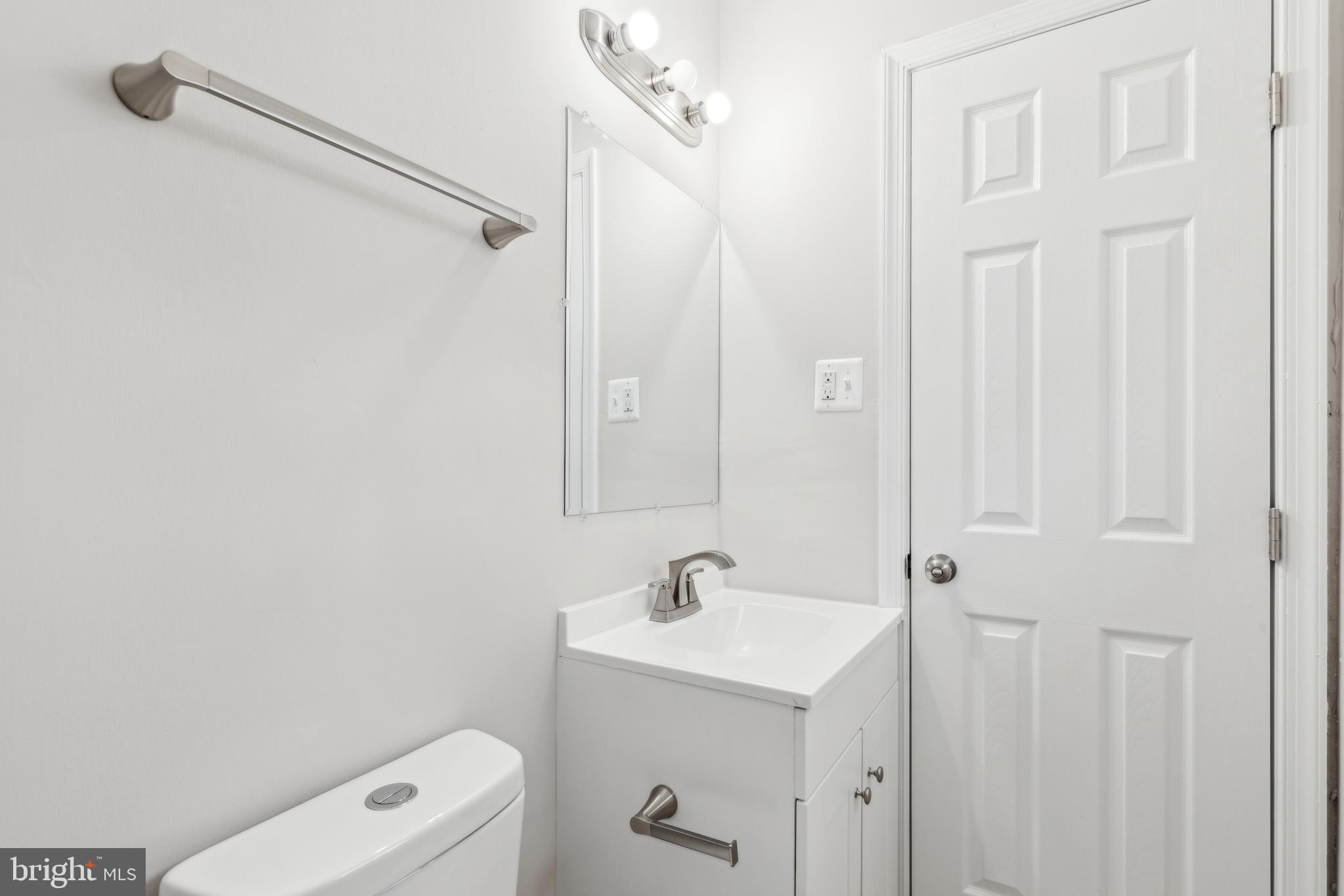 CRESTVIEW MANOR - Residential