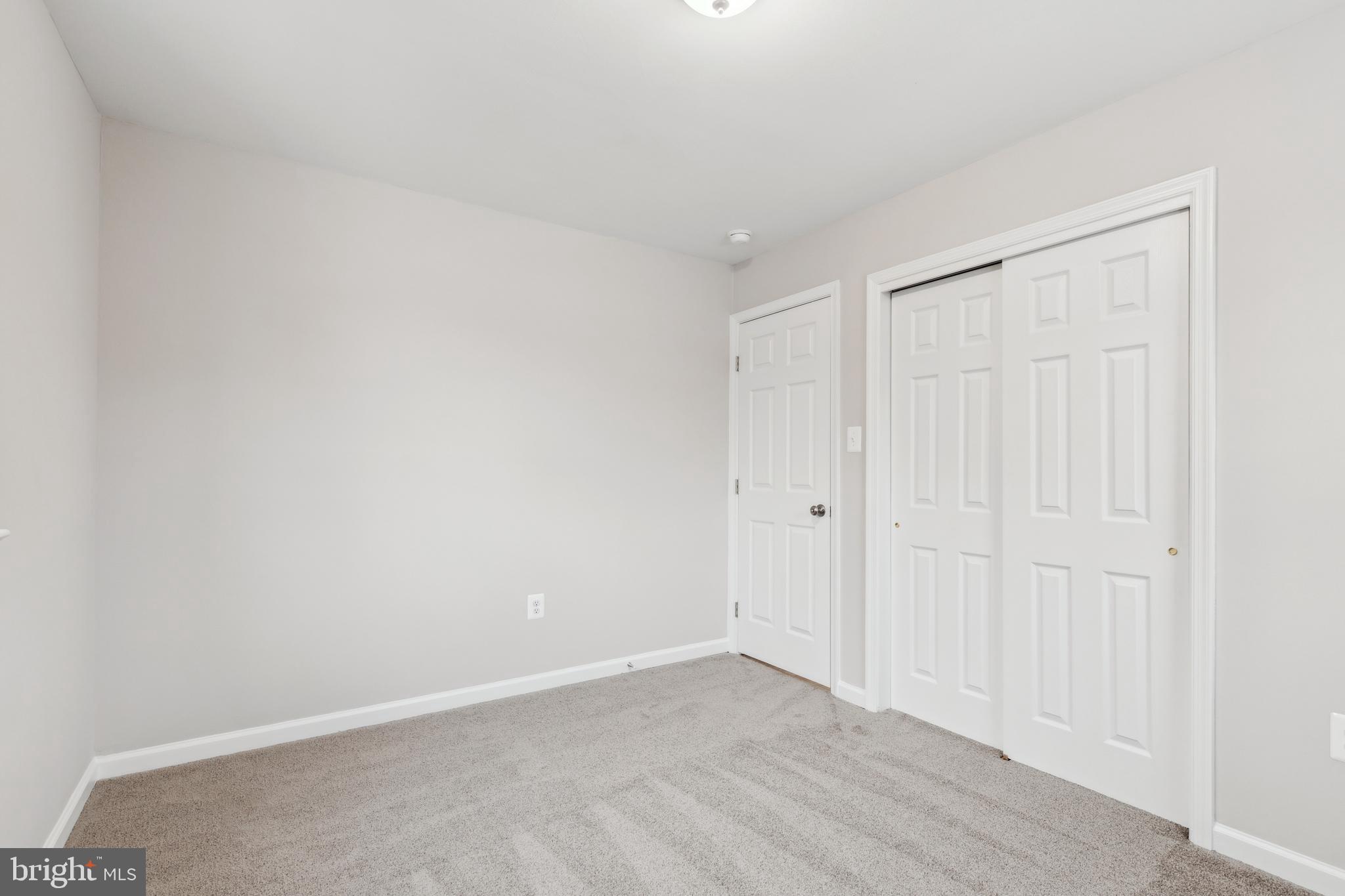 CRESTVIEW MANOR - Residential