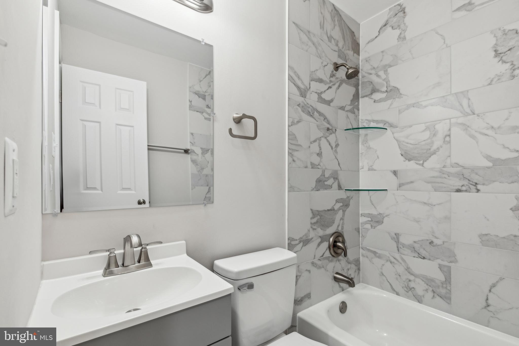 CRESTVIEW MANOR - Residential