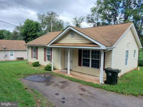 Homes For Rent - 188 Aberdeen Drive<br/> CULPEPER, VA 22701