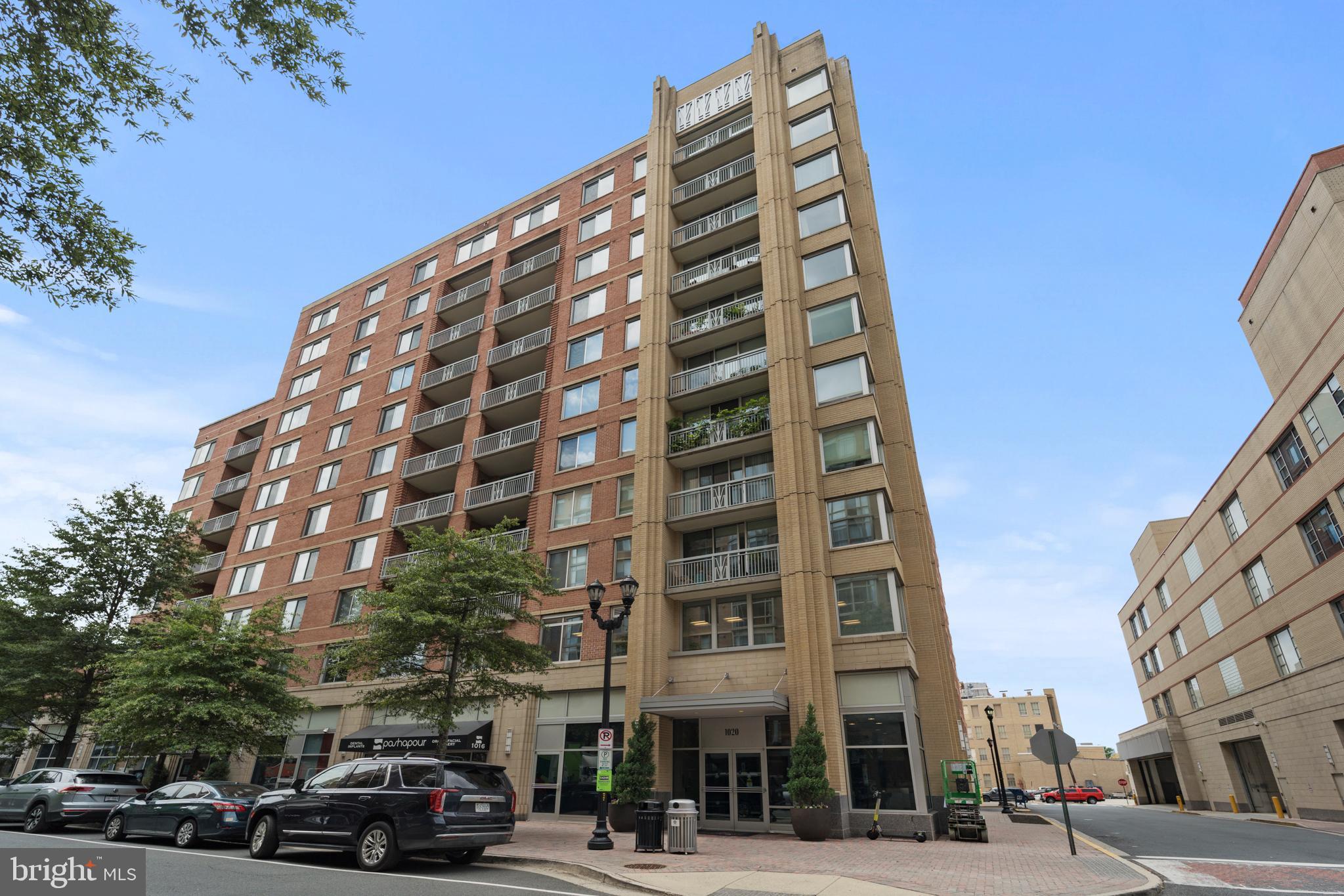 THE PHOENIX CONDOMINIUMS - Residential Lease