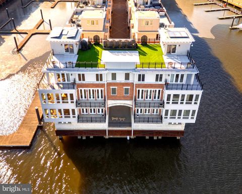 622 PONTE VILLAS N 162/163 BALTIMORE MD 21230