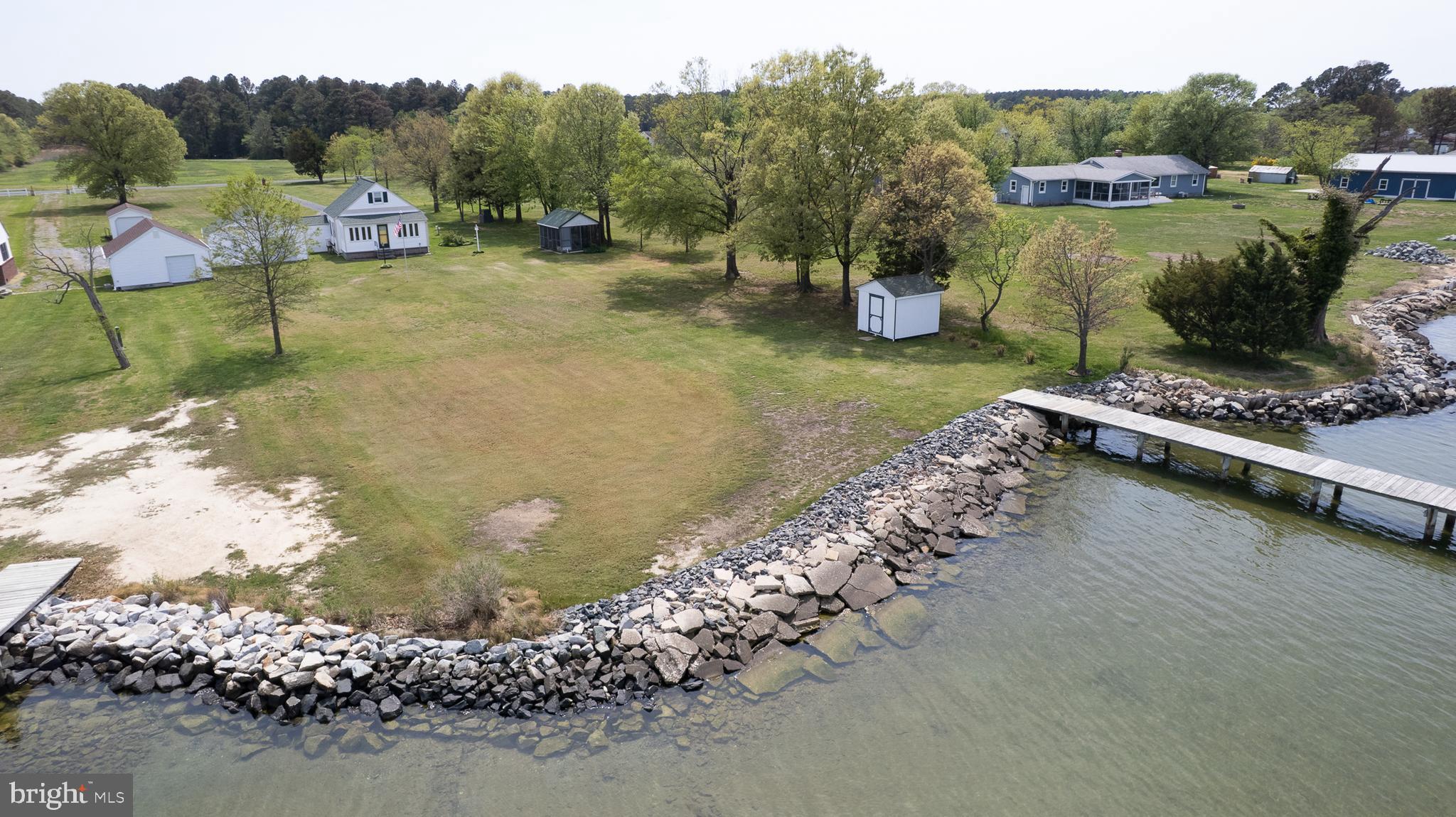 TWIN POINT COVE - Residential