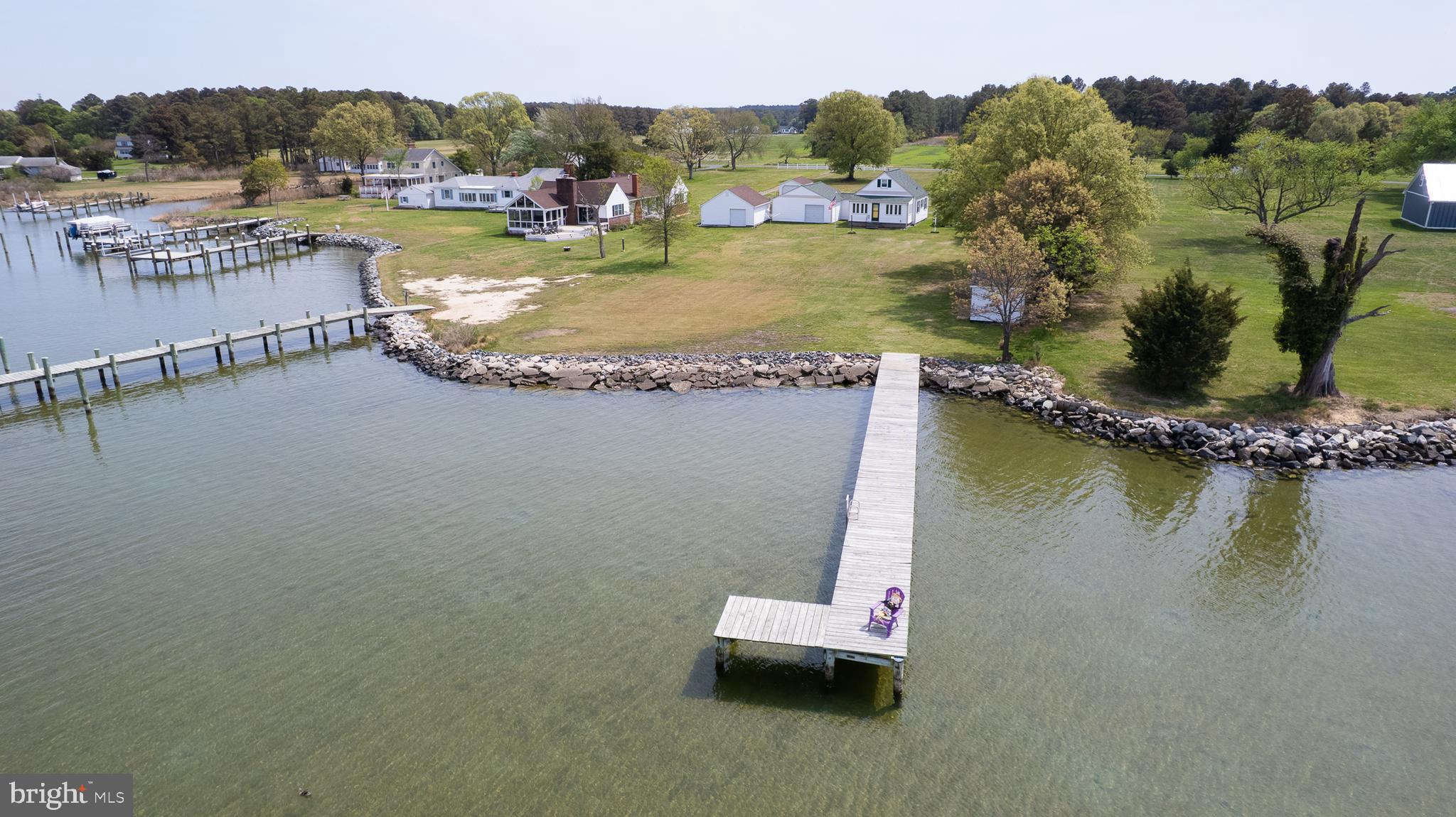 TWIN POINT COVE - Residential