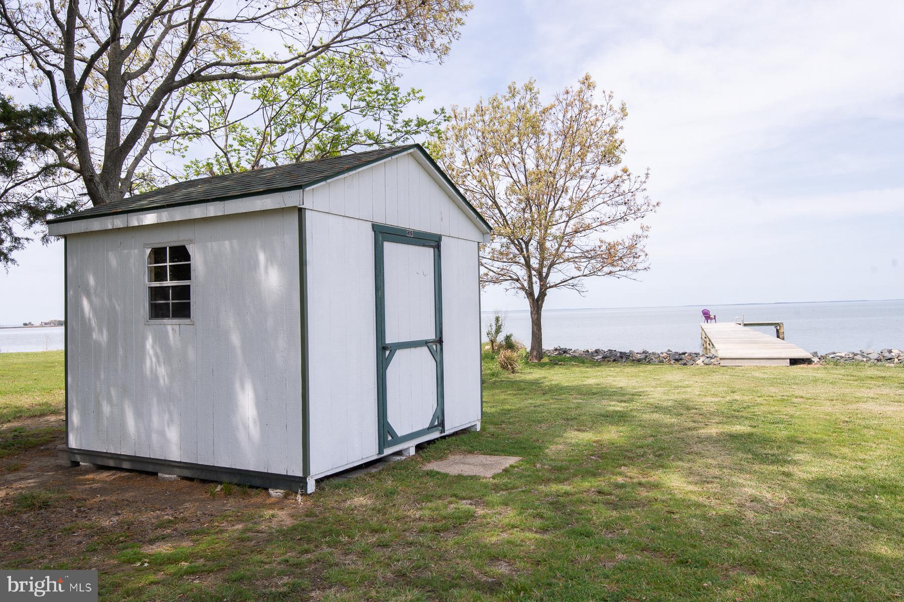 TWIN POINT COVE - Residential