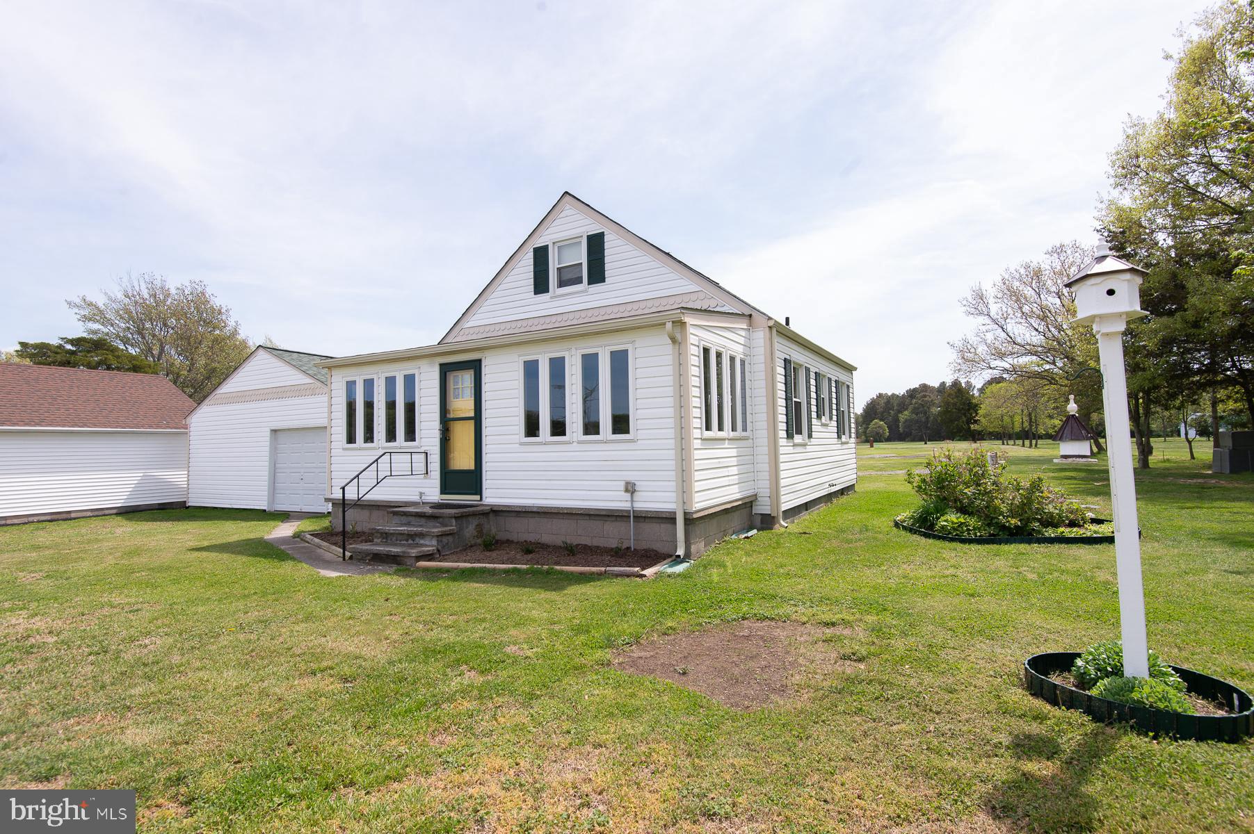 TWIN POINT COVE - Residential