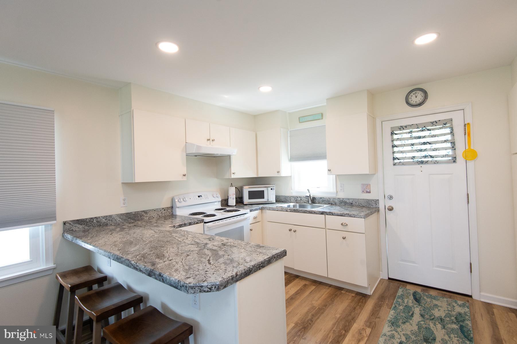 TWIN POINT COVE - Residential