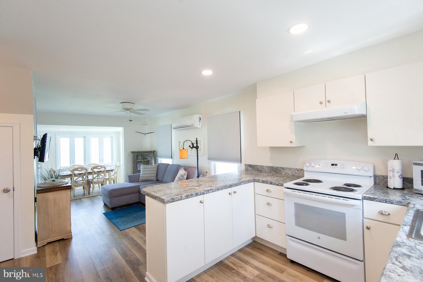 TWIN POINT COVE - Residential