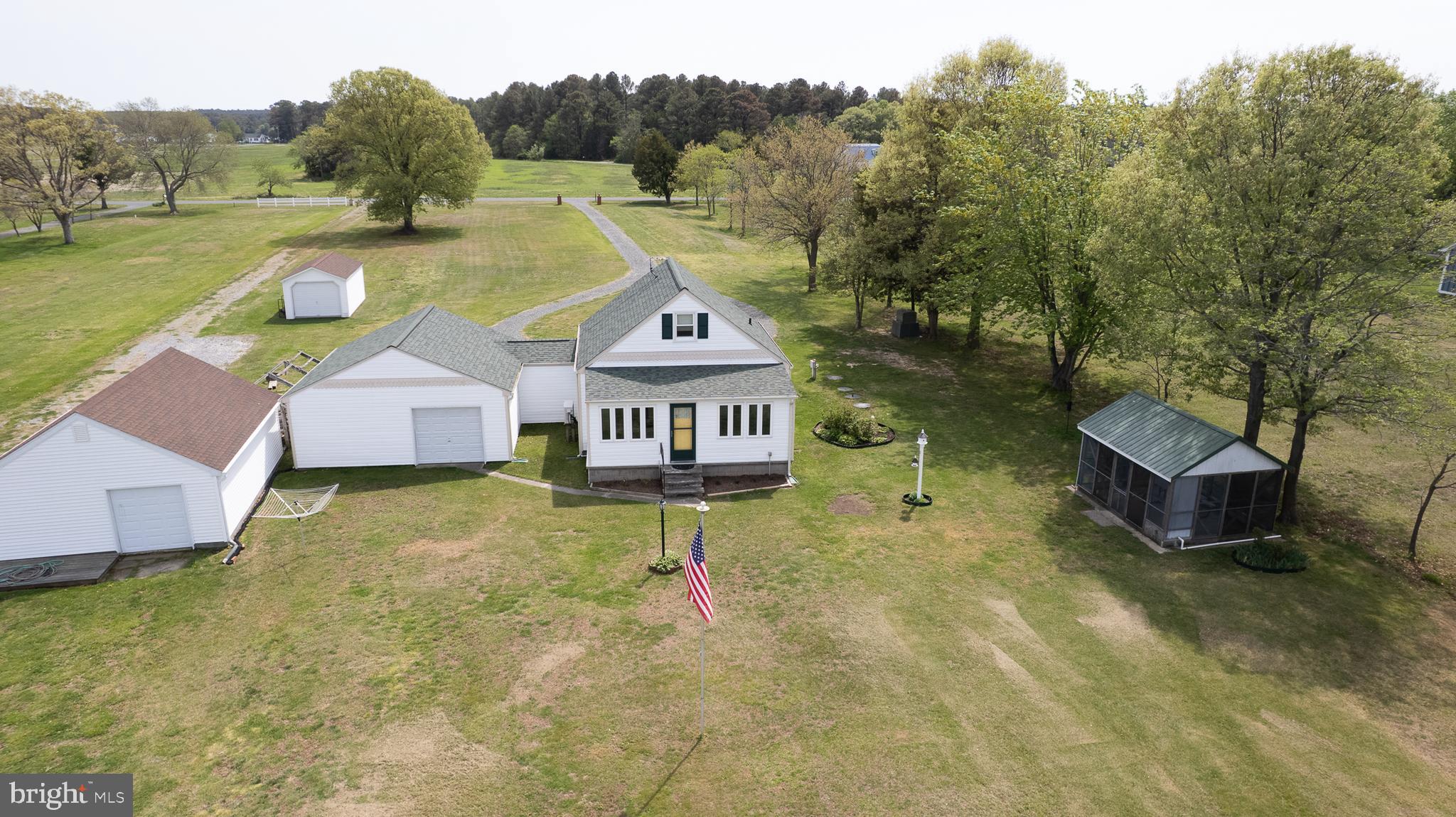 TWIN POINT COVE - Residential