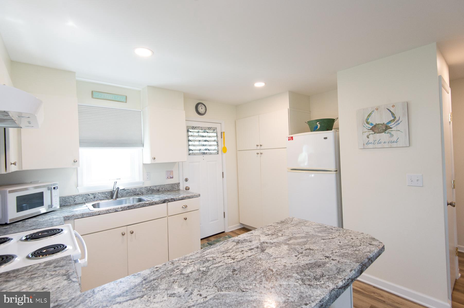 TWIN POINT COVE - Residential