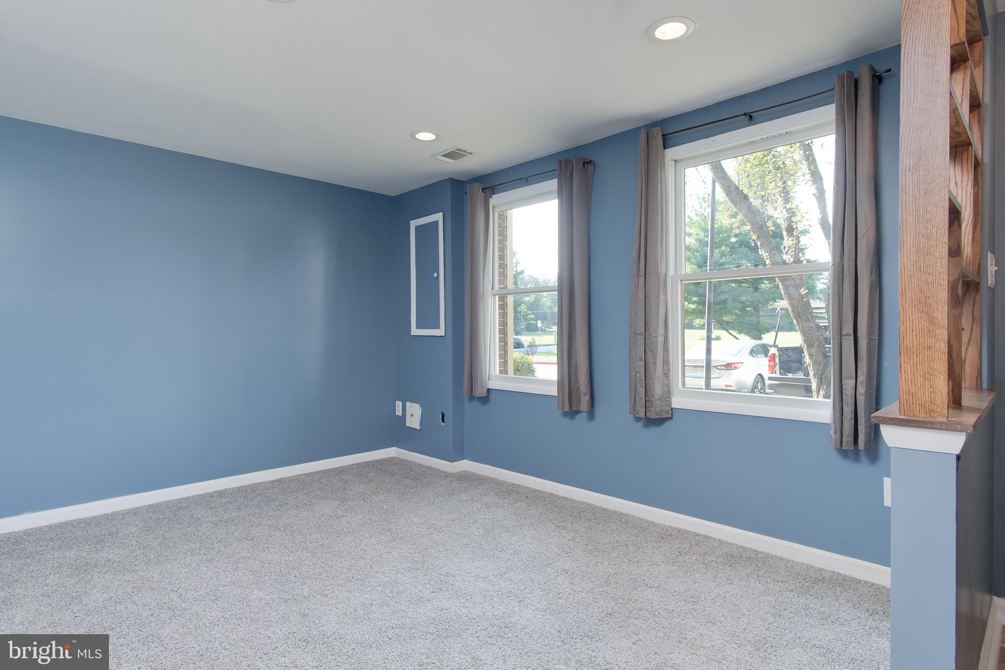 GLADE TOWN - Residential