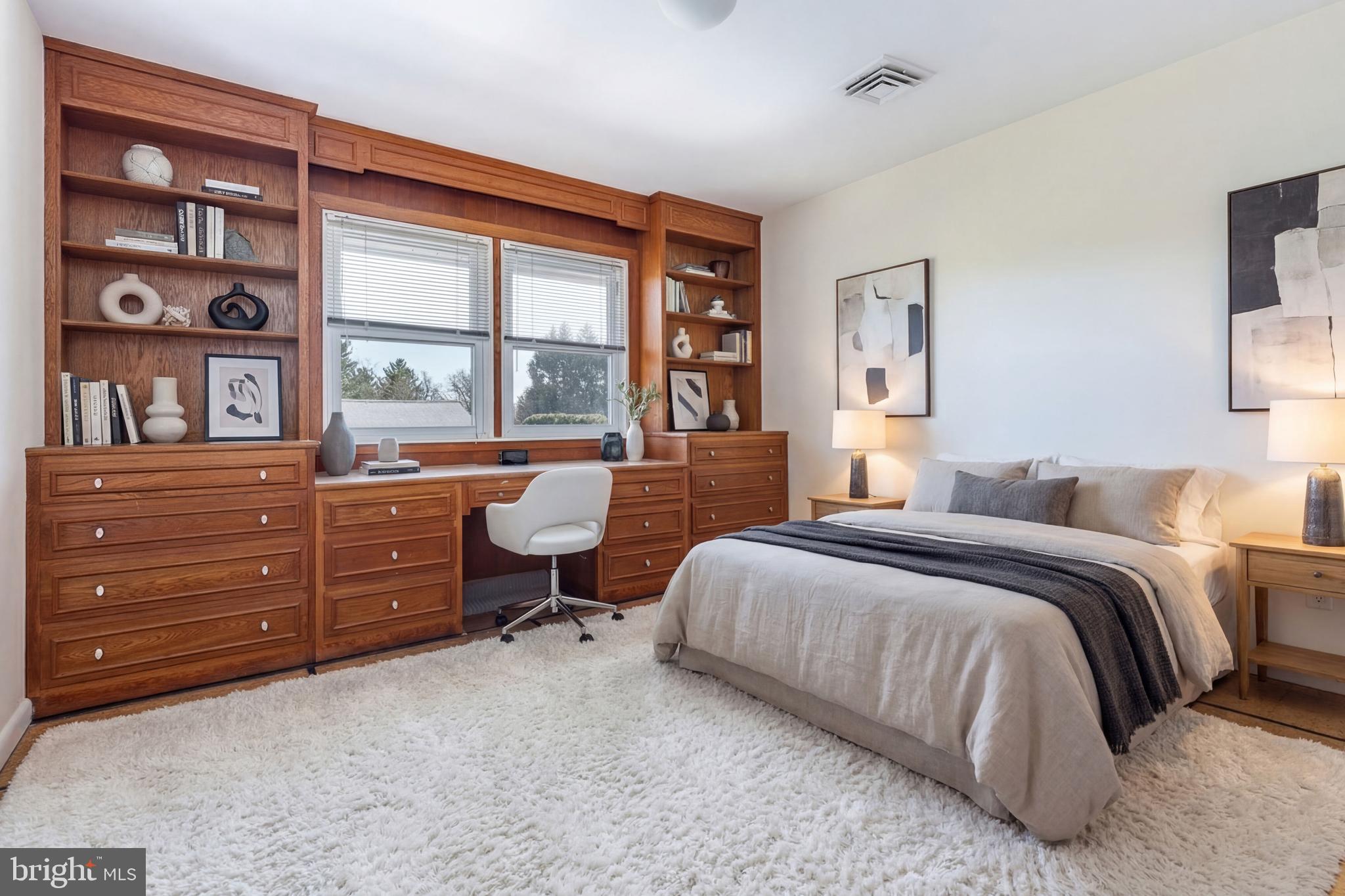 WYNNEWOOD - Residential