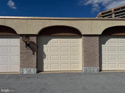 2000 Valley Forge Circle Unit 87, King Of Prussia, PA MLS: PAMC2166344