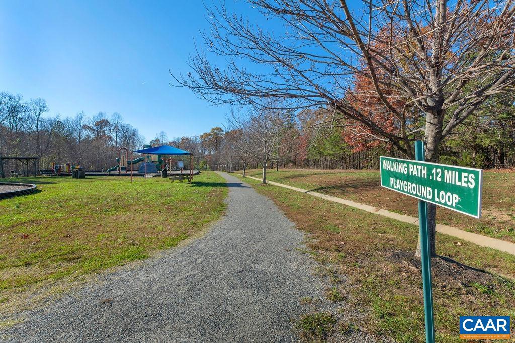 TANYARD - Land