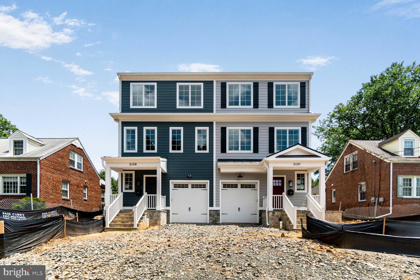 2127 N TROY