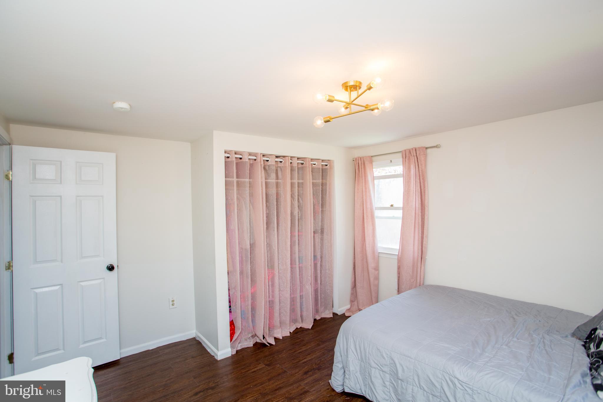 VALLEY WOODS - Residential